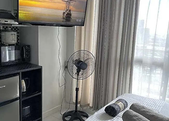 Modern Studio+pool-gym/wifi/netflix 호텔 3*