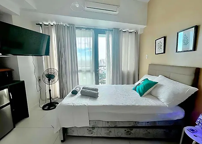 호텔 Modern Studio+pool-gym/wifi/netflix 3*