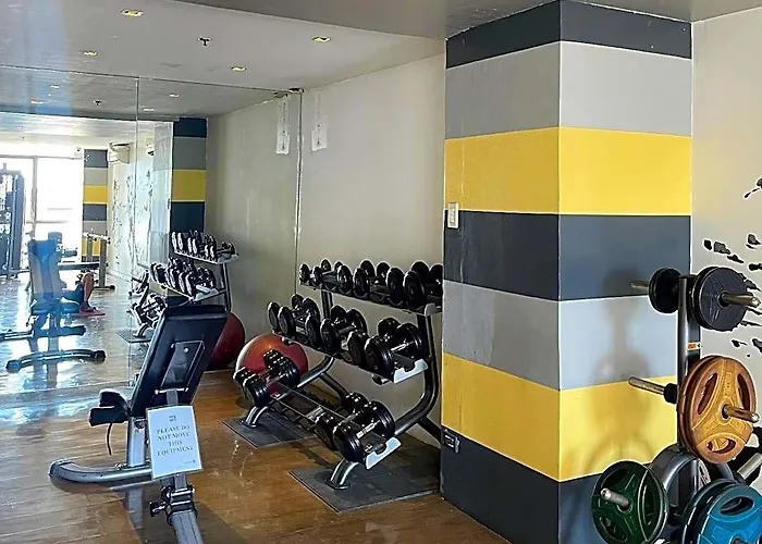 Modern Studio+pool-gym/wifi/netflix 3*